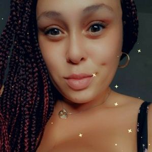 Meet your Posher, Tynisha